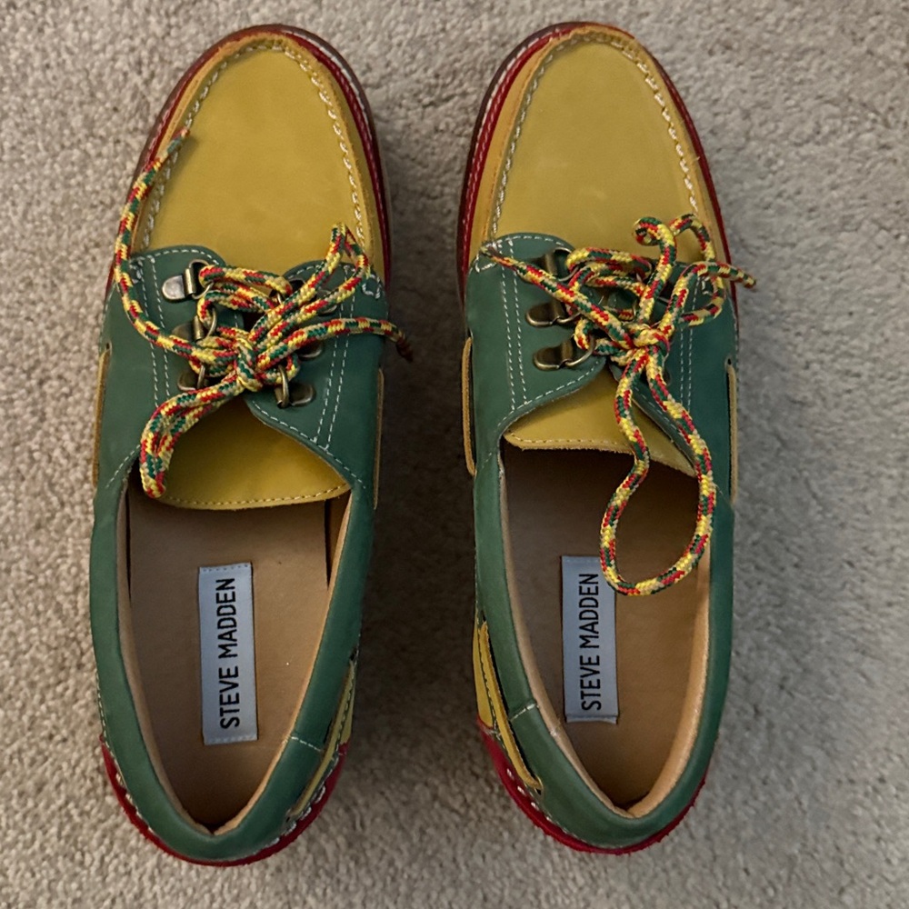 Steve Madden WOMEN'S BENETT PLATFORM LOAFER FLATS IN MULTI - Picture 7 of 8